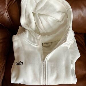 Comfirt Women's cloud snow full zip hoodie. NWOT perfect condition size xxs